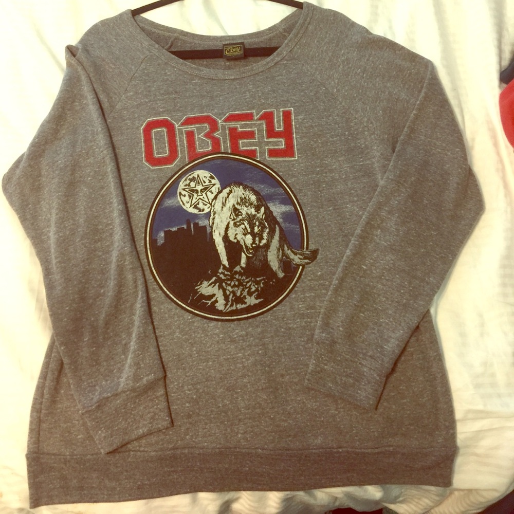 Obey crew neck